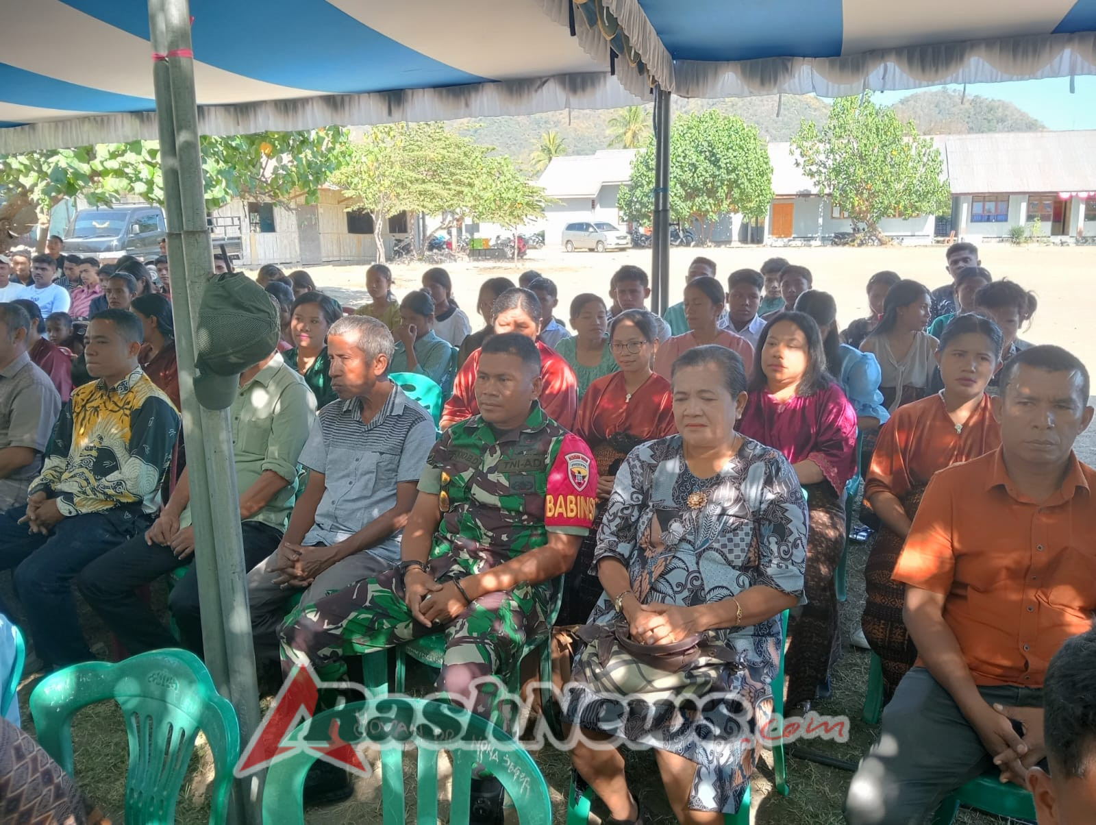 Tahun Ajaran Baru Dimulai, SMA Negeri Maurole Gelar Misa Bersama Guru dan Siswa