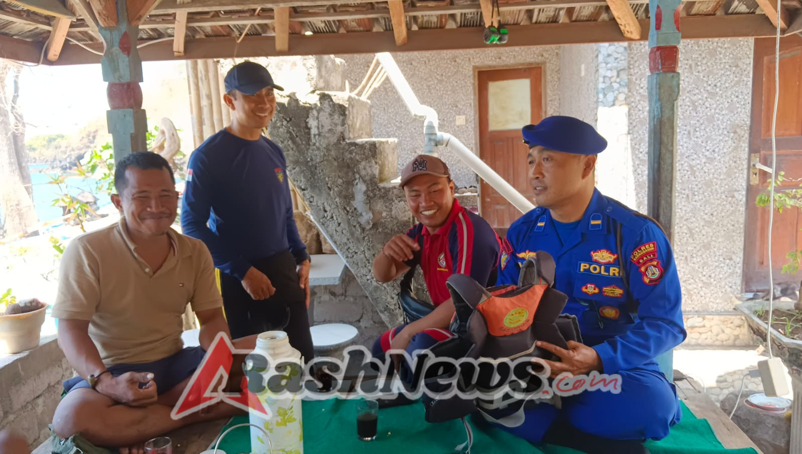 POLAIRUD POLRES KARANGASEM GELAR PATROLI DAN PEMBINAAN DI PANTAI BATUMANAK