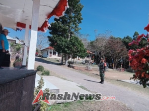 Persiapan HUT RI ke-80, Babinsa Umalulu Matangkan Latihan Paskibra