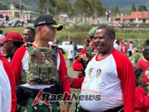TNI-Polri, ASN, dan Warga Bersatu di Kirab Merah Putih Puncak Jaya