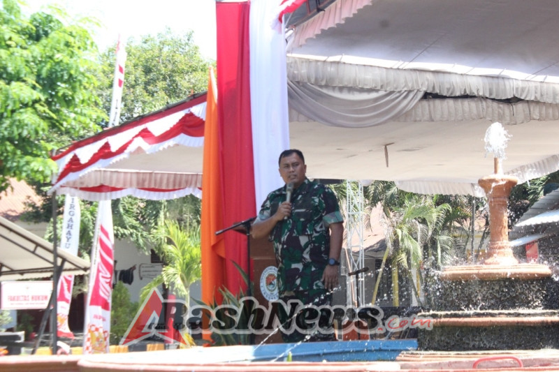 Dandim 1603/Sikka Motivasi Mahasiswa Baru untuk Mencapai Cita-Cita dan Memajukan Bangsa