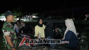 Koramil Jereweh Terus Wujudkan Lingkungan Kondusif Lewat Patroli