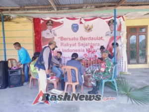 Babinsa Koramil 1618-04/Bisel Dukung Semangat Warga Sambut HUT RI ke-80 Lewat Komsos di Insana Tengah