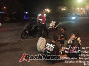 Patroli Dikawasan DTW Taman Ayun Samapta Polsek Mengwi Sampaikan Imbaun Kamtibmas