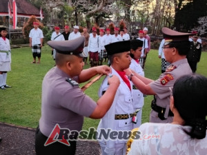 Kapolsek Marga Pimpin Pengukuhan Paskibra Kecamatan Marga