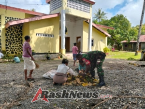 Babinsa Koramil 1618-03/Insana Utara Ajak Warga Bersihkan Gereja di Desa Fafinesu