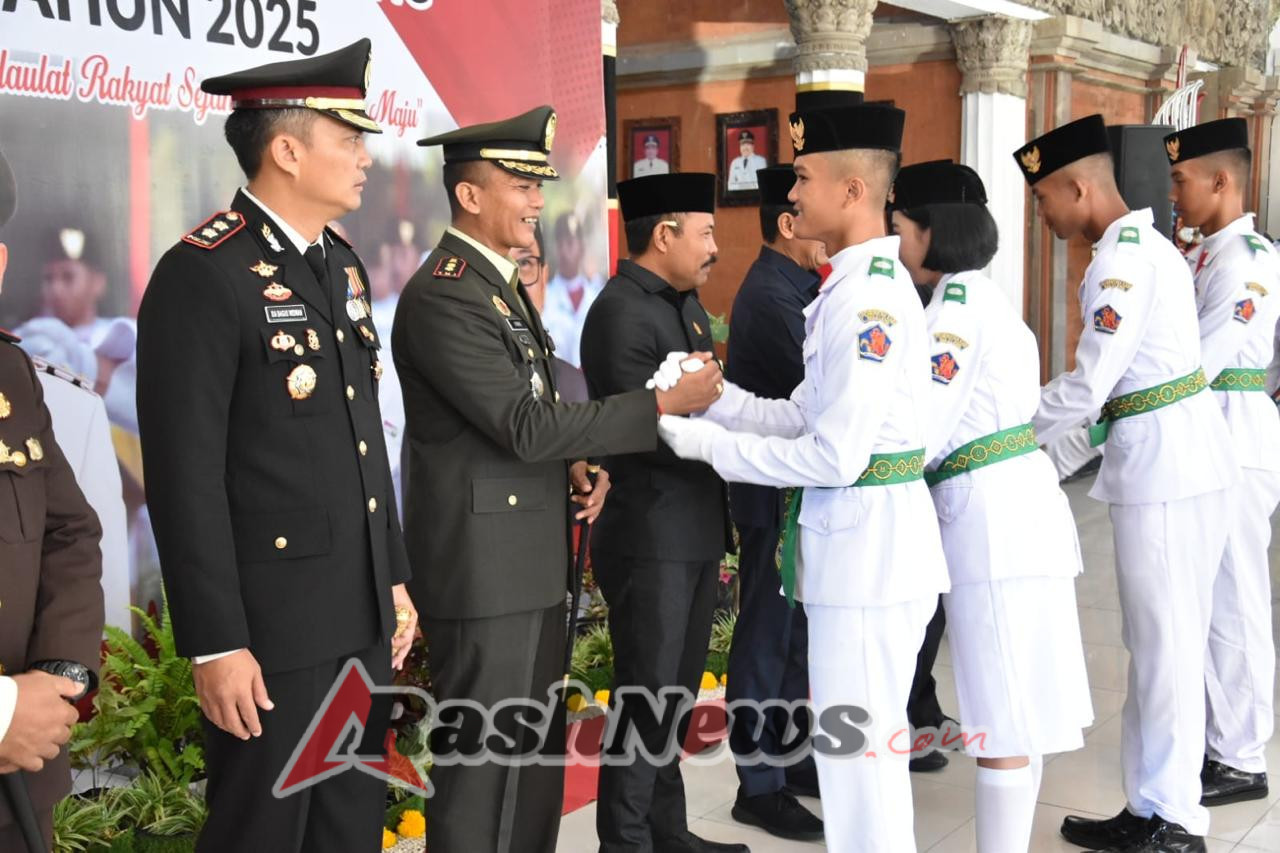 Pengukuhan Paskibraka Kabupaten Buleleng 2025: Dandim 1609/Buleleng Hadir Bersama Forkopimda