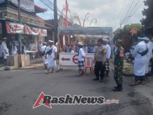 Walikota Denpasar Hadiri Upacara Mlaspas dan Piodalan di Banjar Batanbuah: Bhabinkamtibmas Bersama Babinsa Atensi