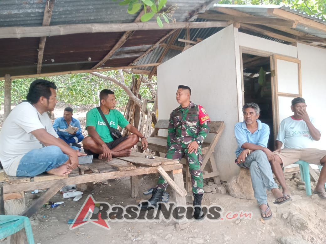 Bersama Rakyat, Babinsa Hadir untuk Jaga Stabilitas dan Ketertiban Desa