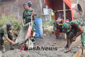 ‎Jembatan Linpas Semakin Kokoh, Satgas TMMD dan Warga Lanjutkan Pengecoran Sayap Kiri