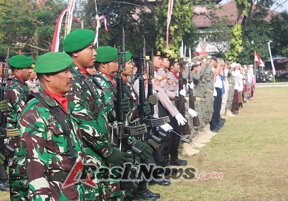 Upacara Pengibaran Bendera Merah Putih HUT RI Ke-80 Diikuti oleh Ratusan Peserta