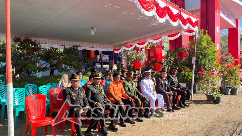 Peringatan HUT RI ke-80: Dandim 1603/Sikka Hadiri Upacara Pengibaran Bendera di Kabupaten Sikka