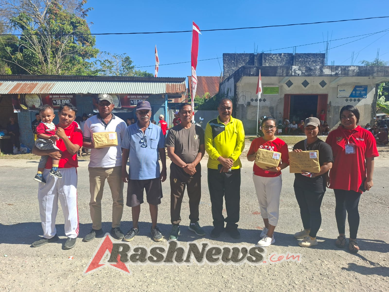 Jaga Kebersamaan, Kodim 1613/Sumba Barat Ikut Jalan Sehat HUT RI