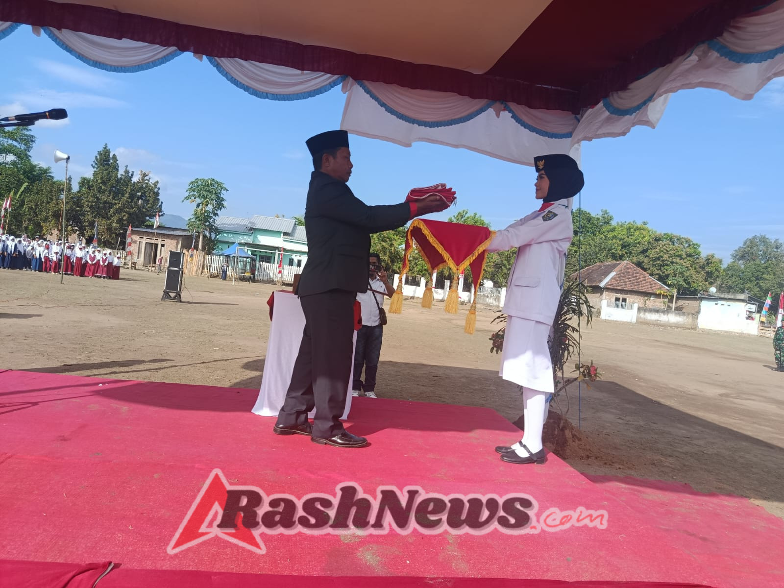 Pelda Yusrah Bersama Unsur Muspika Ikuti Upacara Peringatan Kemerdekaan RI Ke-80