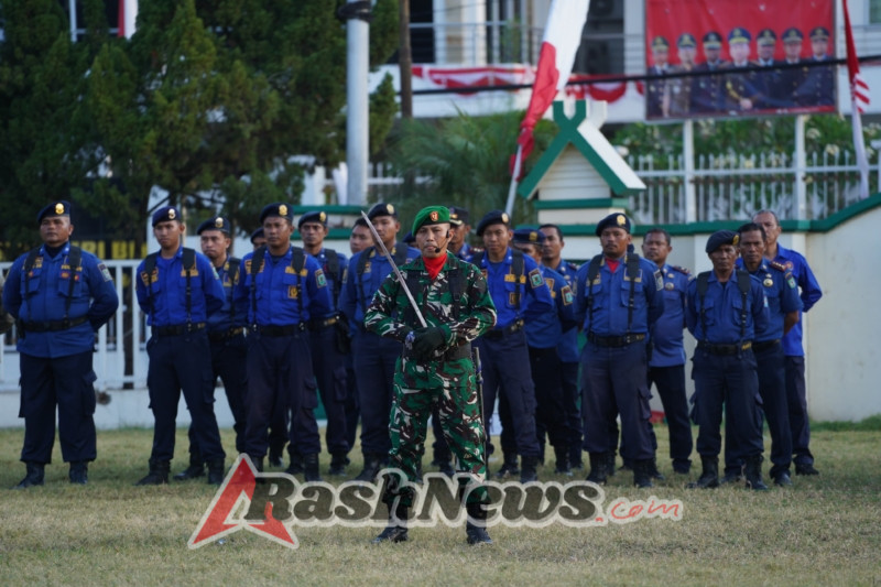 Sinergitas Terwujud dalam Upacara Penurunan Bendera di Kantor Wali Kota Bima