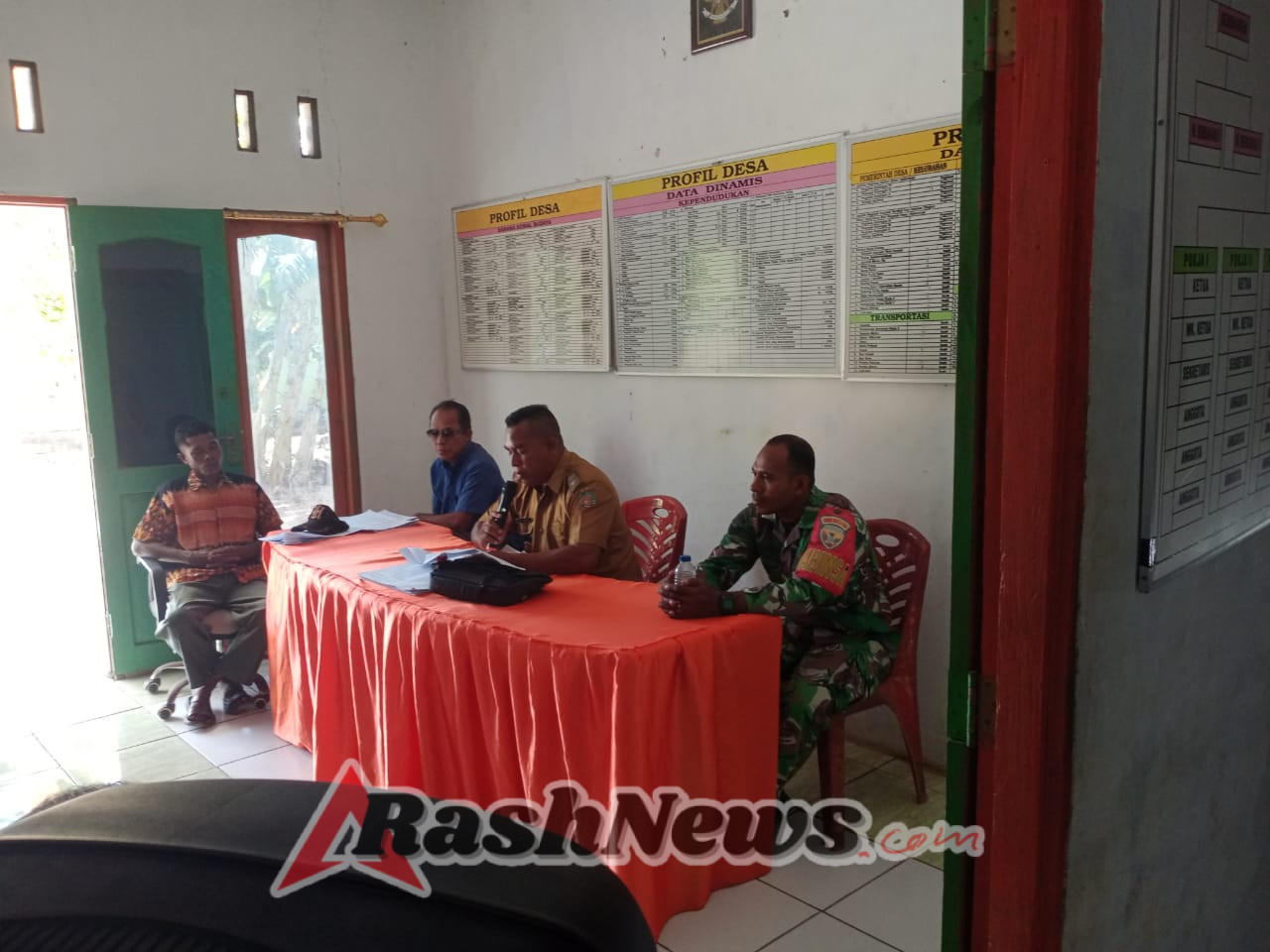 Babinsa Koramil 02/Pantai Baru Hadiri Rembuk Stunting di Desa Binaan