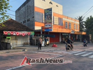 SatBinmas laksanakan Strong Point Pagi sebagai salah satu bentuk pelayanan polri terhadap masyarakat