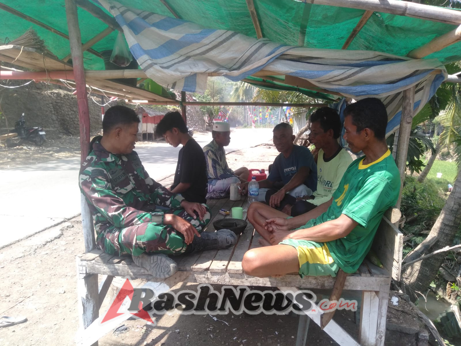 Masyarakat Sambut Positif Kehadiran Babinsa Saat Komsos di Empat Desa