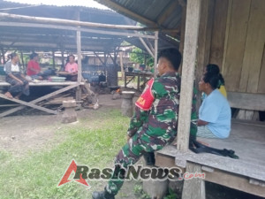 Upaya Babinsa Koramil 1602-04/Maurole Ciptakan Rasa Aman di Wilayah Binaan