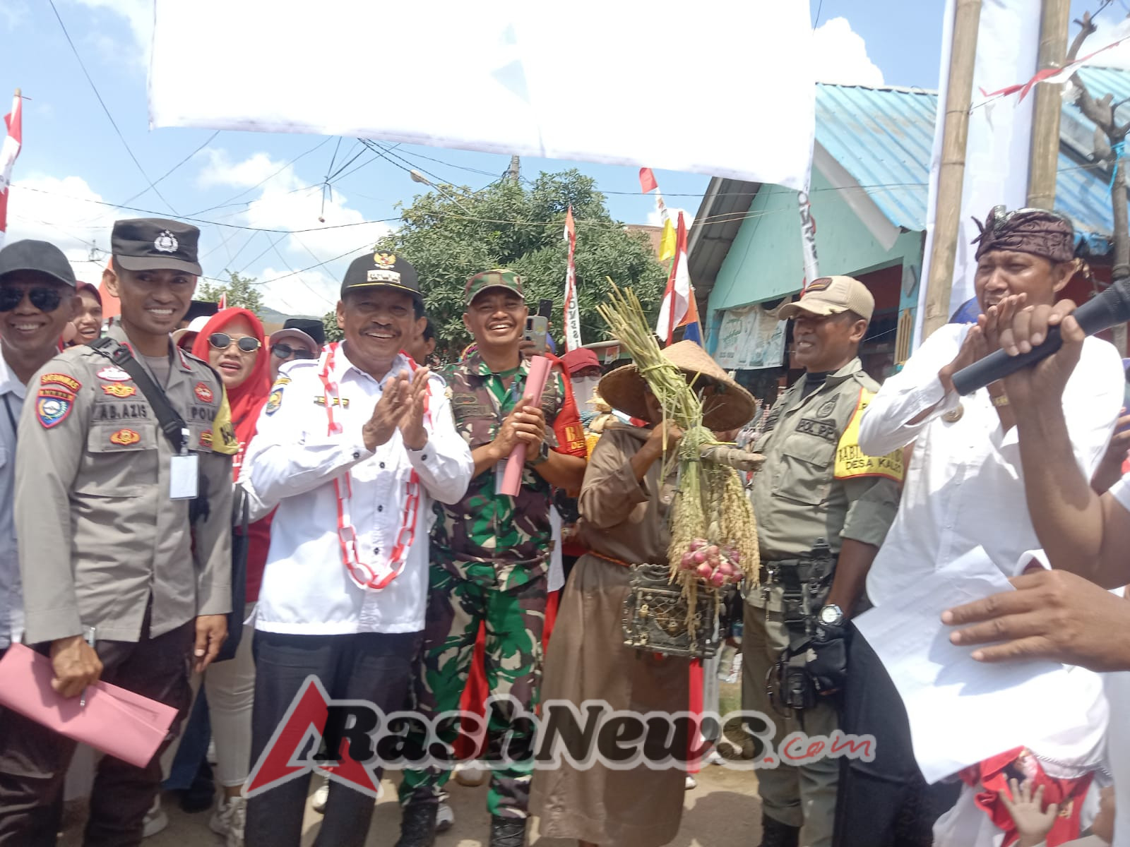 Lomba Keindahan RT di Desa Kaleo, Babinsa dan Stakeholder Beri Dukungan