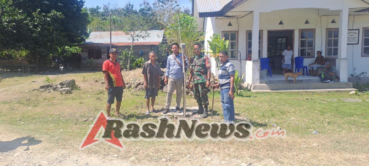 Pendampingan Babinsa Karera Dukung Tertibnya Pengukuran Lahan Pemda