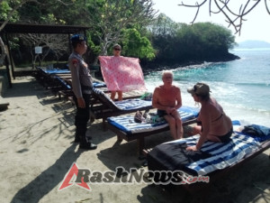 Jaga Keamanan Wisata Bahari, Sat Polairud Polres Karangasem Patroli di Pesisir Blue Lagoon Padangbai