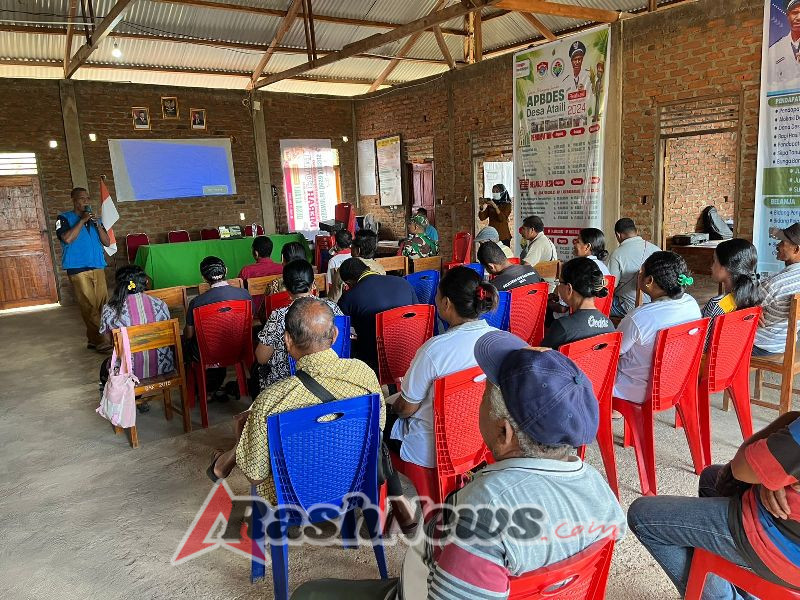 Babinsa Koramil 1624-07/Nagawutung Hadiri Rapat Pembentukan Desa Ramah Perempuan dan Peduli Anak