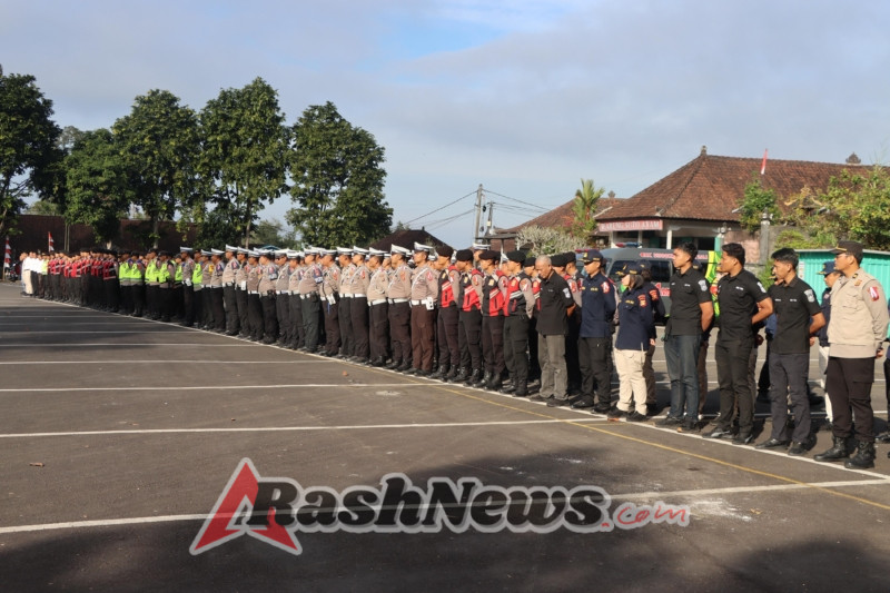 Sipropam Polres Karangasem Lakukan Pengawasan Personel dalam Operasi Gapura III – 2025