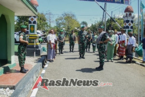 Danrem 161/WS Kolonel Inf Hendro Cahyono beserta Rombongan, disambut dengan Adat Natoni