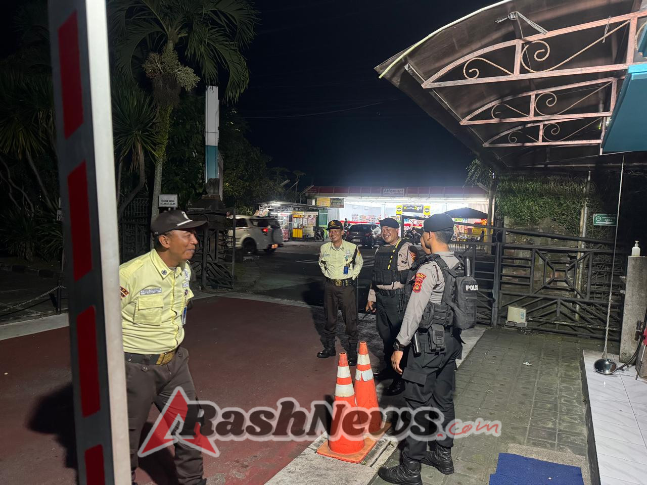 Patroli Biru Unit Raimas Sasar Kantor PLN