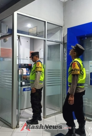 Antisipasi Gangguan Kamtibmas Polsek Penebel  Patroli Malam Hari