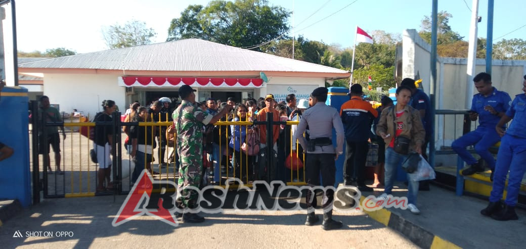 TNI-Polri Kawal Keberangkatan Kapal dari Rote Ndao ke Kupang