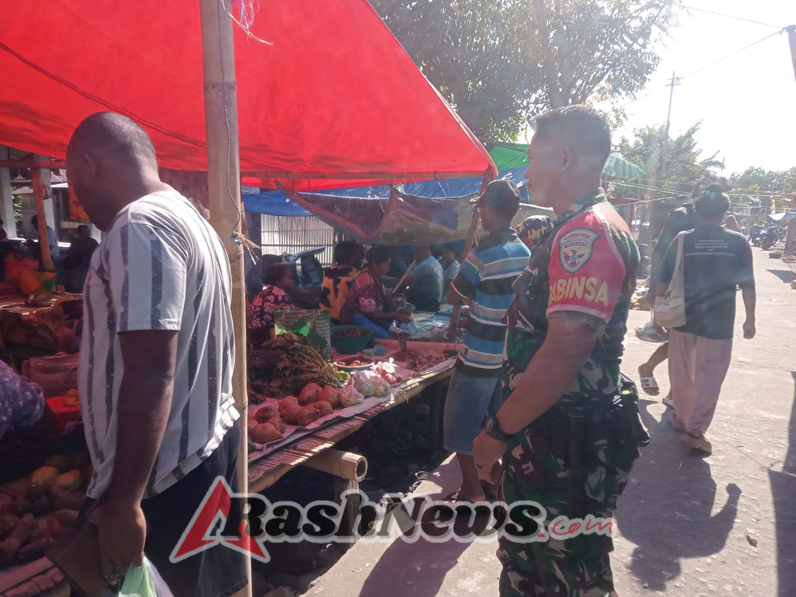 Pratu Yudha Santoso Jalankan Komsos dan Pamwil, TNI Semakin Dekat dengan Rakyat