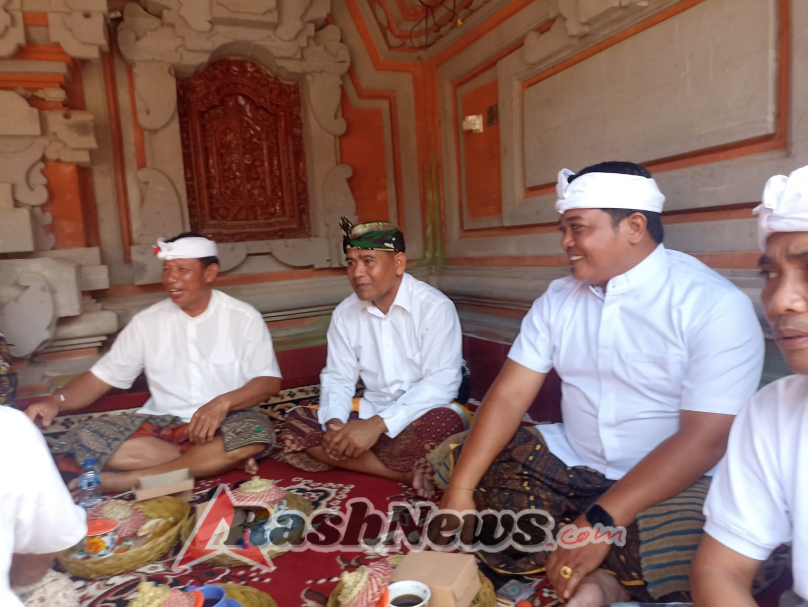 TNI–Polri dan Pecalang Bersatu Sukseskan Upacara Mupuk Pedagingan Pedudusan Agung