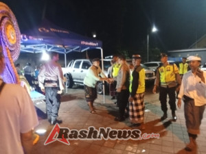 Kapolsek Mengwi Pimpin Patroli Sambangi Tempat Keramaian
