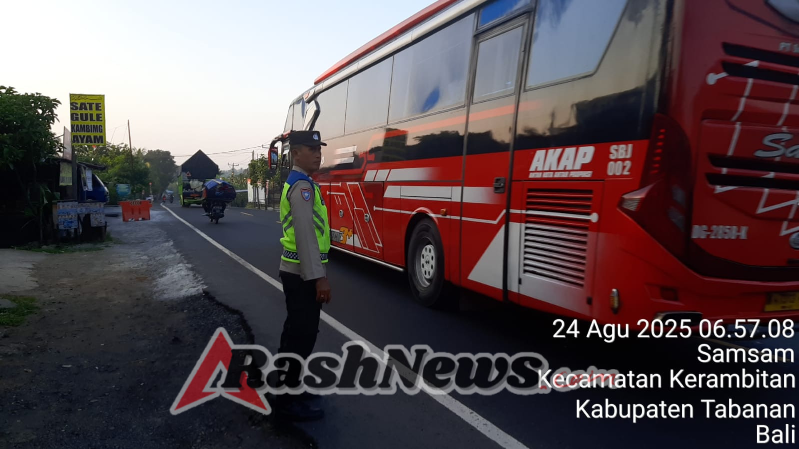 los Pantau Radio Global Strategis untuk melakukan Pengawasan dan Pemantauan Arus Lalulintas di Jalur Utama.