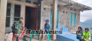 Babinsa Serka Petrus Ghobe Gelar Kegiatan Monitoring dan Pamwil Bersama Warga Mbujaria