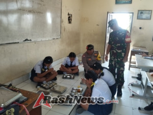 Sinergi TNI dan Masyarakat, Babinsa Pastikan Kegiatan Pemenuhan Gizi di Blahbatuh Berjalan Lancar