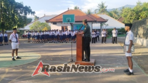 Membara di Lapangan! Danramil Gerokgak Kapten Inf I Made Sudiarcana Gaungkan Semangat Kebangsaan di SMPN 3 Gerokgak
