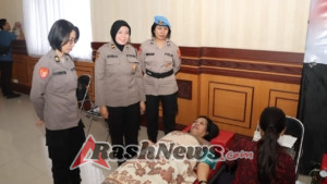 Polresta Denpasar Gelar Bakti Kesehatan Donor Darah Dalam Rangka Hari Jadi Polwan Ke-77