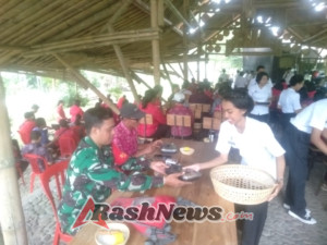 Babinsa Desa Baturiti Dukung Program MBG di Desa Wisata Alam Dudu