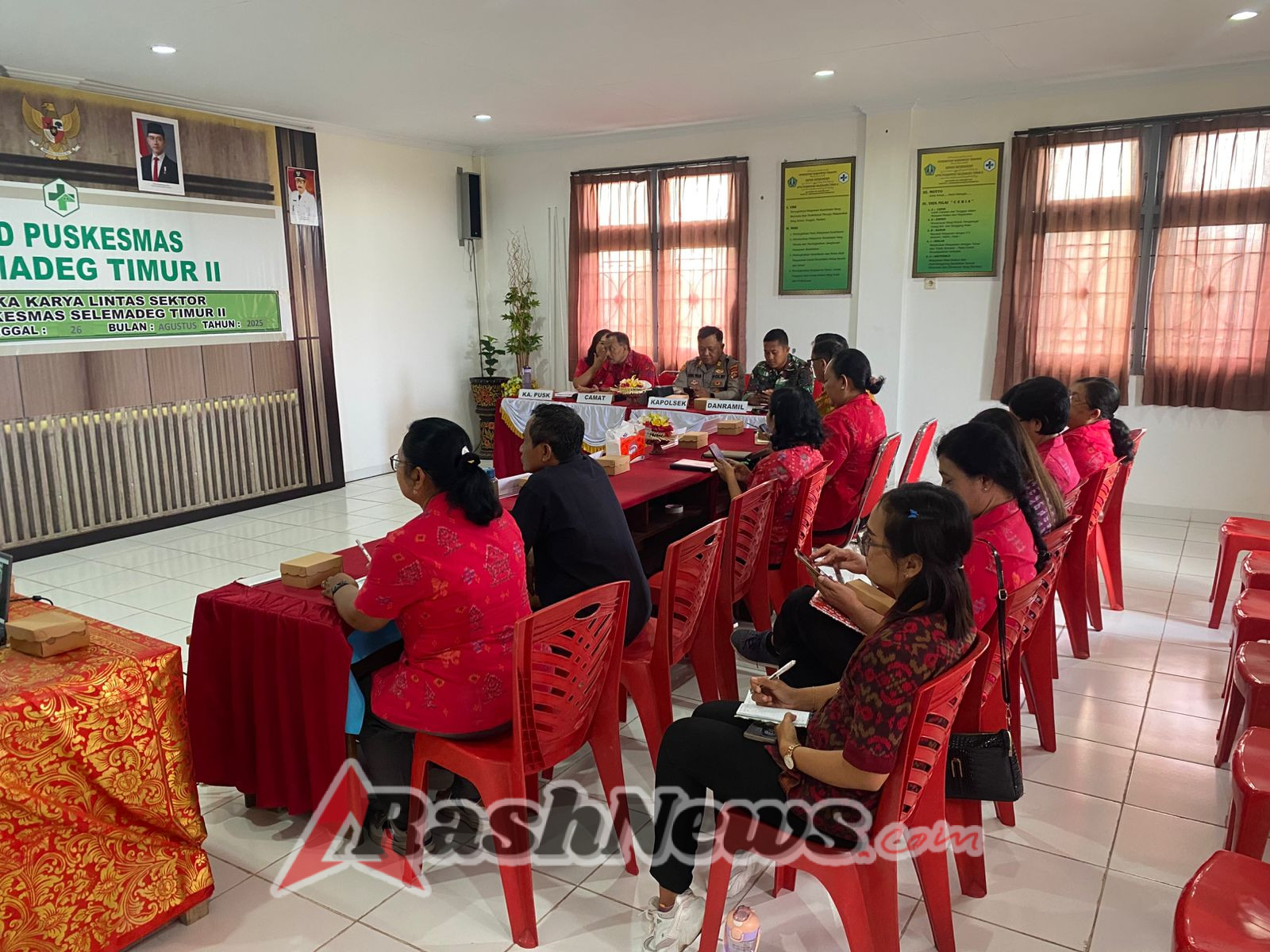 Hadiri Lokakarya Mini di Puskesmas Seltim II, Babinsa Desa Bantas Dukung Kerjasama Lintas Sektoral