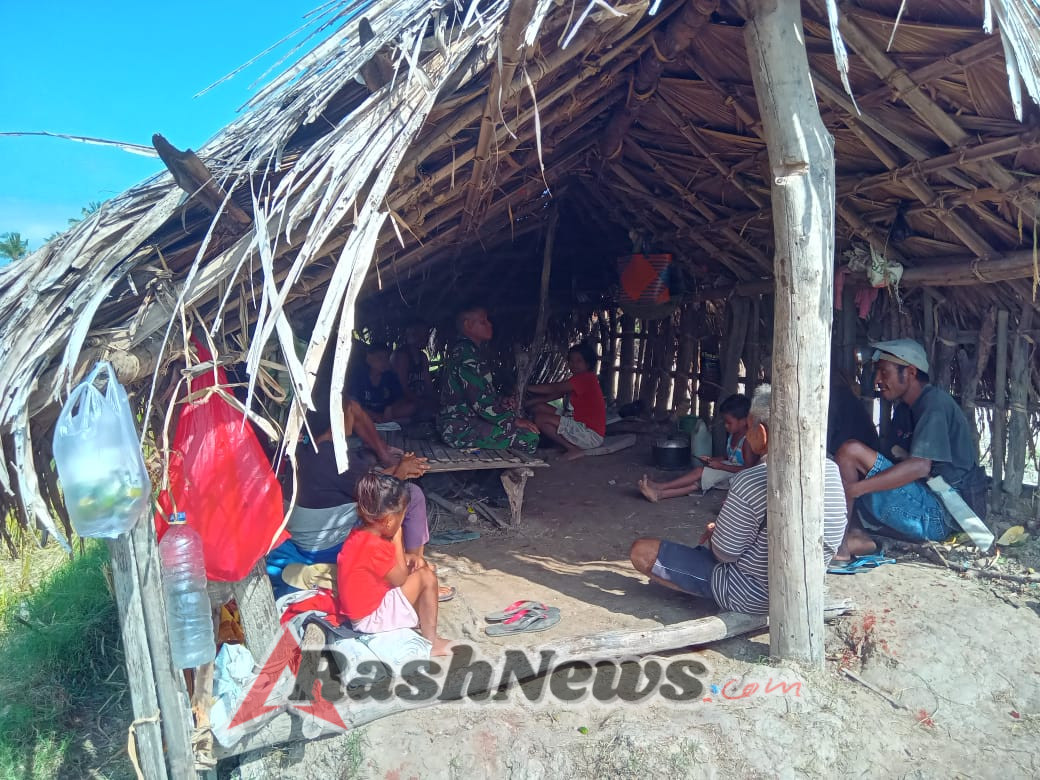 Babinsa Koramil 1621-05/Panite: Motto Duduk sama Rendah berdiri sama tinggi dalam Melayani Masyarakat