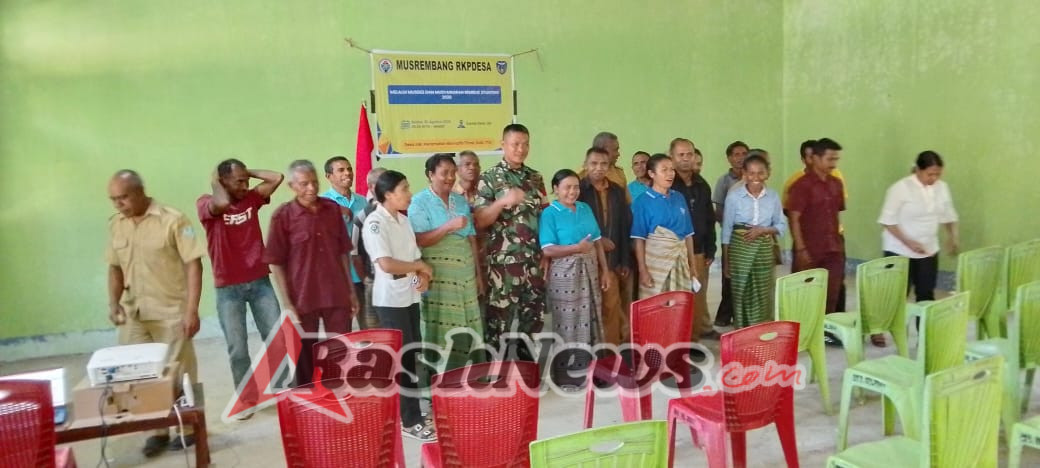 Babinsa Koramil 1618-01/Miotim Aktif Dampingi Musdes, Pastikan Program Stunting Jadi Prioritas