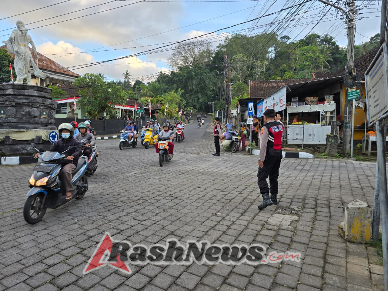 Sat Samapta Polres Karangasem Gelar Strong Point Pagi, Wujudkan Kamseltibcarlantas