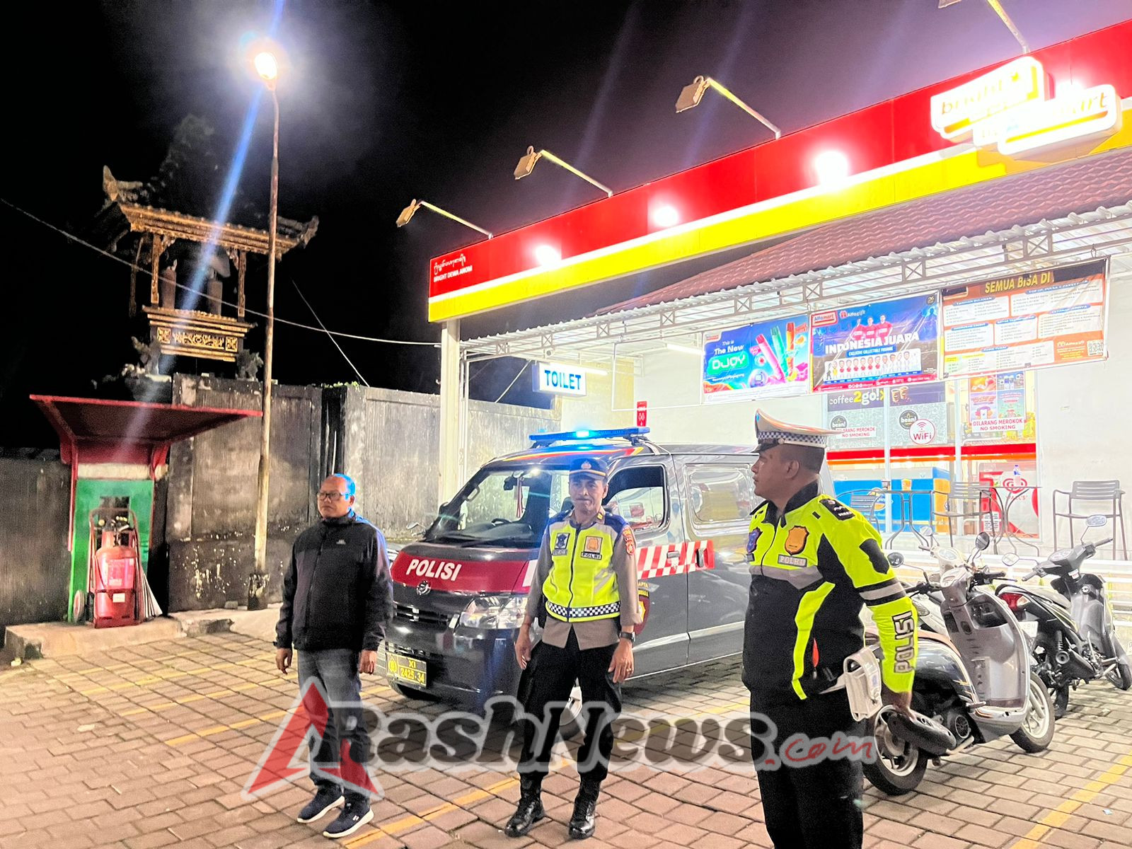 Patroli Blue Light Polsek Rendang Pantau Situasi Cegah Gangguan Kamtibmas