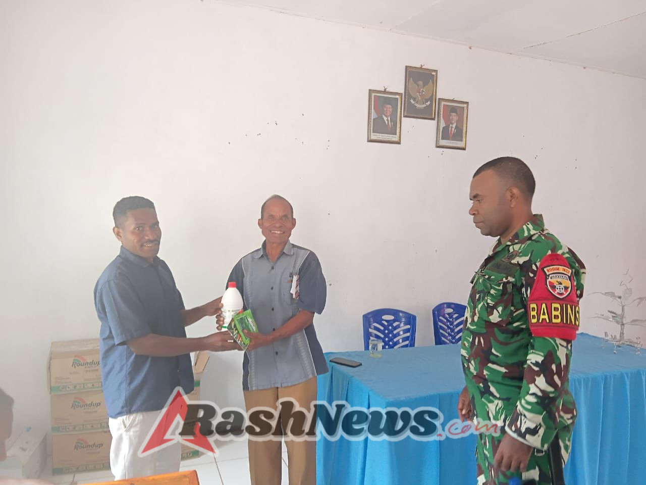 Sinergi Babinsa dan Pemdes Fuisama Dukung Ketahanan Pangan