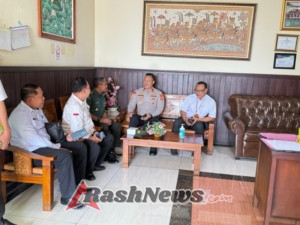 Satukan Visi dan Misi Demi Masyarakat Yang Sehat, Danramil Klungkung Hadiri Rakor Lintas Sektor Bidang Kesehatan