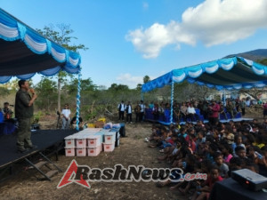 Dandim Dampingi Kepala BNPB Tinjau Progres Pembangunan Huntara di Flores Timur