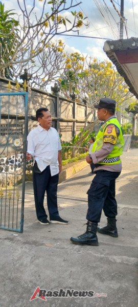 Babinkamtibmas Desa Ulakan, Melaksanakan Sambang ke SMPN 1 Manggis dan Temui Kepsek dan Lakukan Koordinasi.